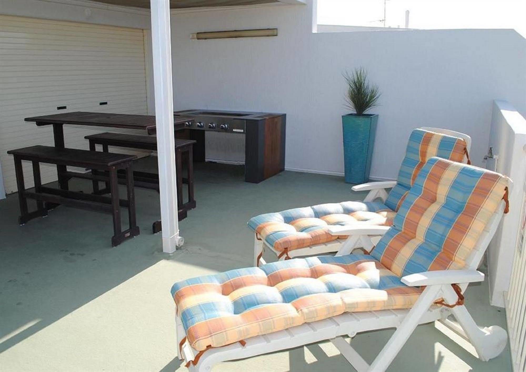 Surfside On The Beach Buddina Buitenkant foto