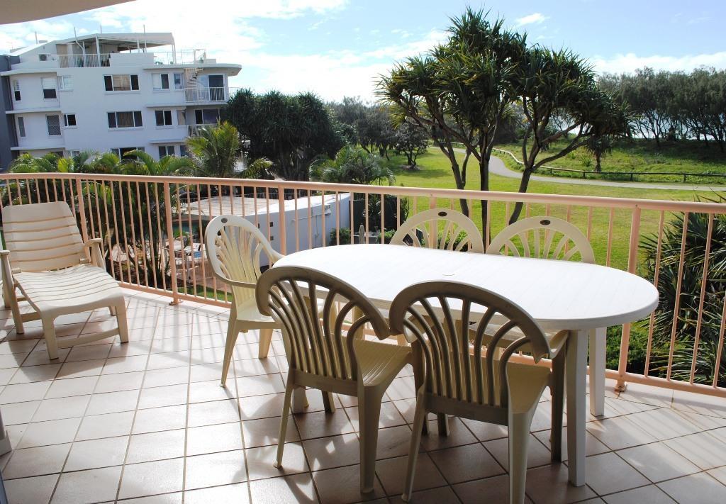 Surfside On The Beach Buddina Buitenkant foto